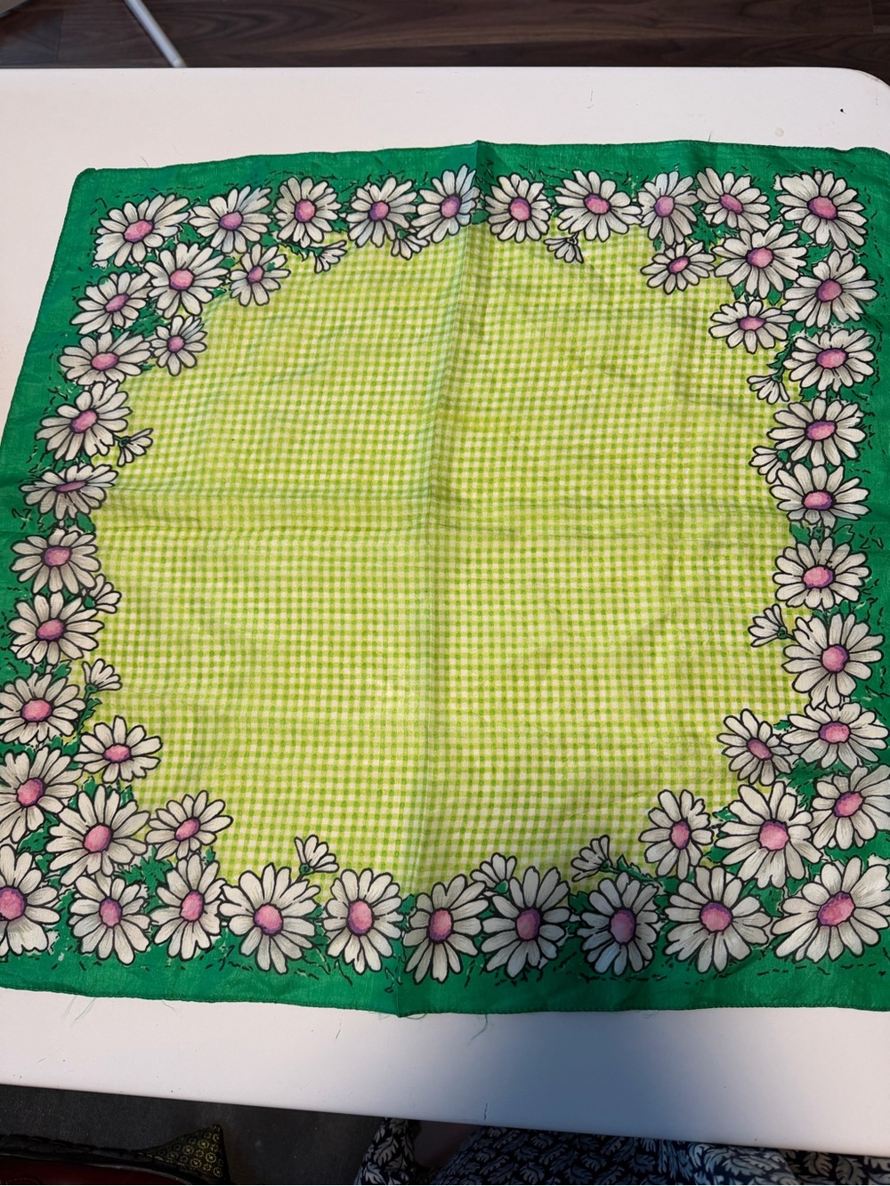 Vintage Olivia G Montreal Silk Daisy Gingham Square Scarf Green 20x21